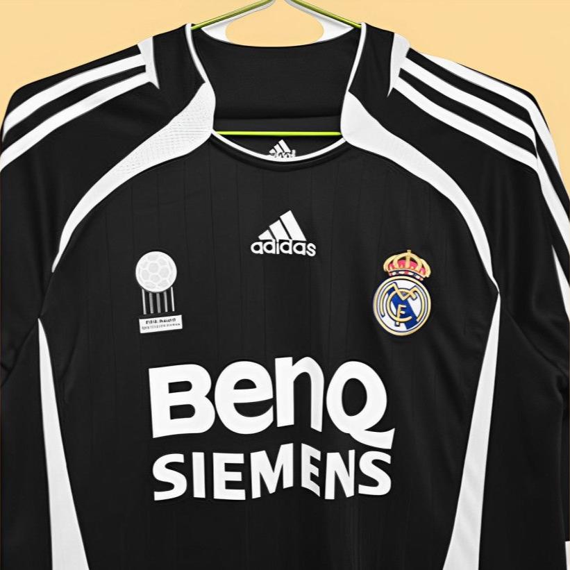 Real Madrid 2006/2007 Away Soccer Jersey