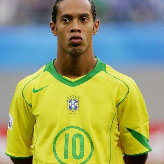 2004 Brazil Jersey - Brazil Retro Soccer Jersey 2004 | MuchoGoal Kits