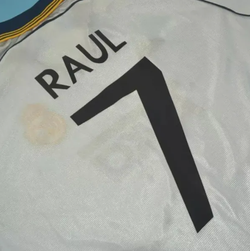 Real Madrid 2001 Home Jersey
